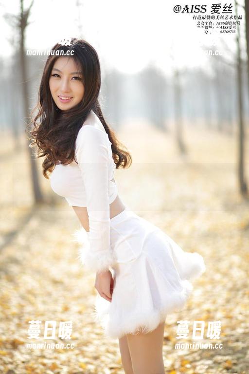 AISS爱丝(钻石版) - 叮咚，陈雅漫带你走进眼镜写真合集的奇妙世界