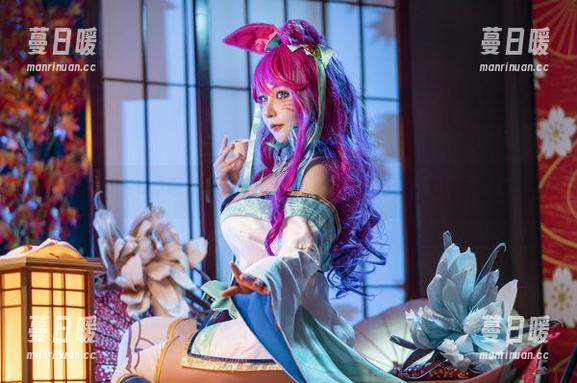 KANEKO咔喵 KANEKO咔喵少女图集:影子、光线,还有那一丝小暧昧