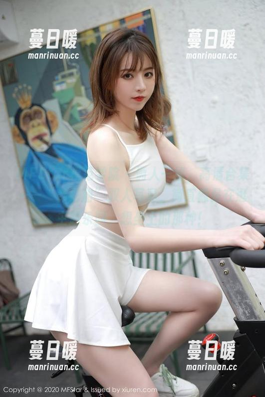 MFStar模范学院-韩好甜 MFStar模范学院 - 俩人一组,高清合集——“韩好甜”双人写真,简直像是在逛主题乐园,想坐上的那种!