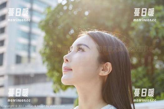 MiiTao蜜桃社-韵莉娜VANILLA MiiTao蜜桃社 - 韵莉娜VANILLA私拍资源大揭秘:校园风也能这么撩!