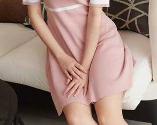 MiiTao蜜桃社 - 默默Momo的双人写真：我们不是在拍照，而是在玩游戏，快来看看套图！