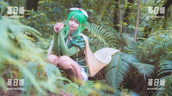 Momoko葵葵 Momoko葵葵的吾妻写真:原图让我想多了,眼神里藏了啥?