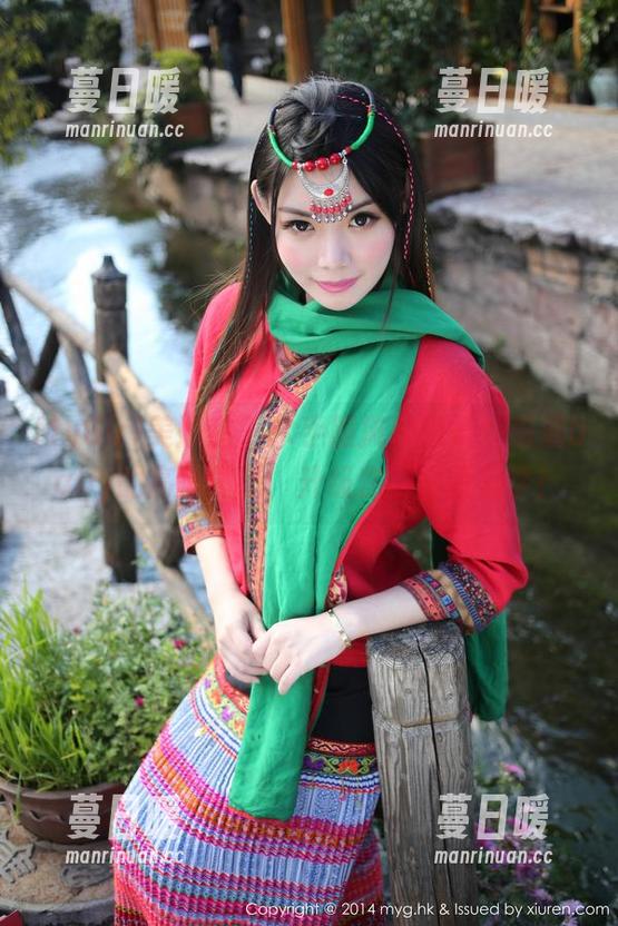 MyGirl美媛馆 - 水手服风格撒娇：南湘baby的高清壁纸，升级你的桌面美学！