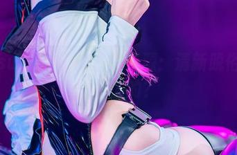 Natsuko夏夏子浴室资源：清新脱俗还是...你懂的？