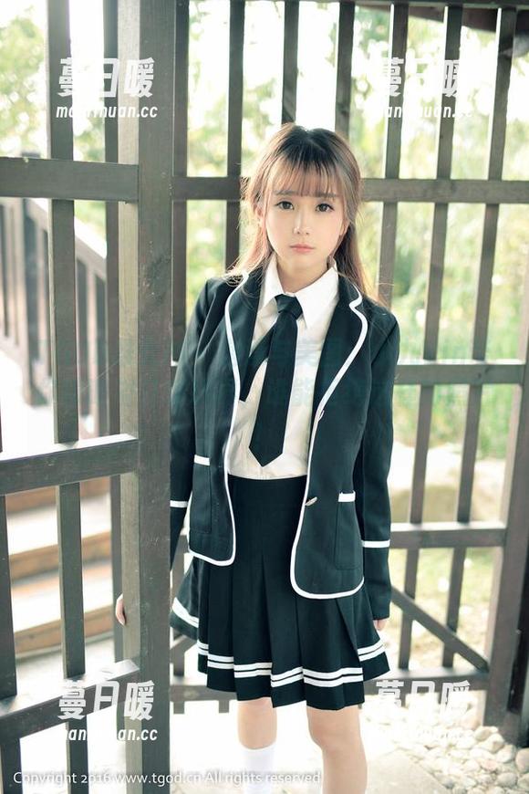 TGOD推女神-小九Vin TGOD推女神 - 泡澡与美图:小九Vin带你领略浴缸新境界,谁能拒绝这样的照片!