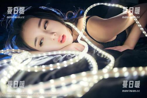 TGOD推女神-苏糯米Mi TGOD推女神 - 苏糯米Mi校服套图:可爱到可以直接打包走,更新!快来围观!