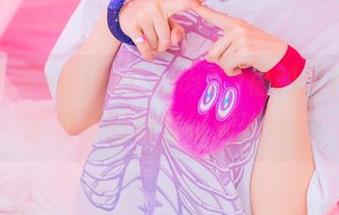 噹噹噹！Tomiko(とみこ)福利大礼包，水着原图助你征服泳池！