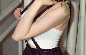 UGirls尤果网 - 多看几眼，杨漫妮的御姐套图合集简直不能停！