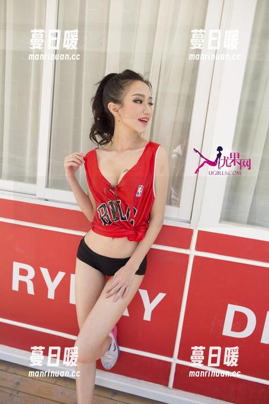 UGirls尤果网 - 白衬衫与谭晓彤，那一抹光影的高清壁纸