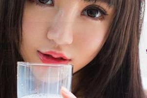 UGirls尤果网 - 更新！郭婉祈的WhiteDay图片，光影之间好像有故事