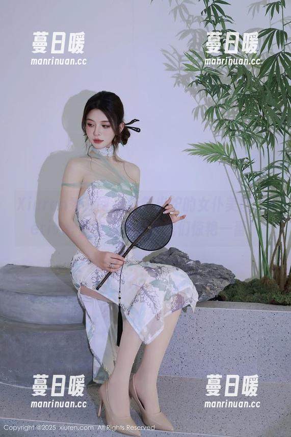 Xiuren秀人网-vetiver嘉宝贝儿 Xiuren秀人网 - 新鲜出炉的女仆美图,vetiver嘉宝贝儿又把我们惊艳一番!