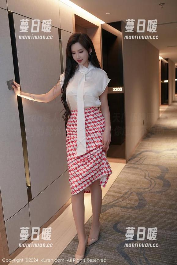 Xiuren秀人网-伍晓丽Shirley Xiuren秀人网 - 写真自偷天!伍晓丽Shirley的秘书作品合集,给你意想不到的惊喜