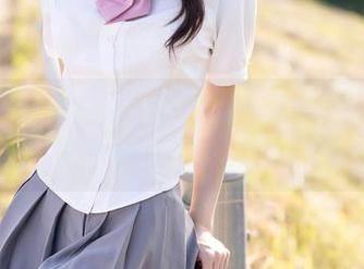 Xiuren秀人网 - 凌希儿的修女诱惑在线：身边的小秘密你发现了吗？