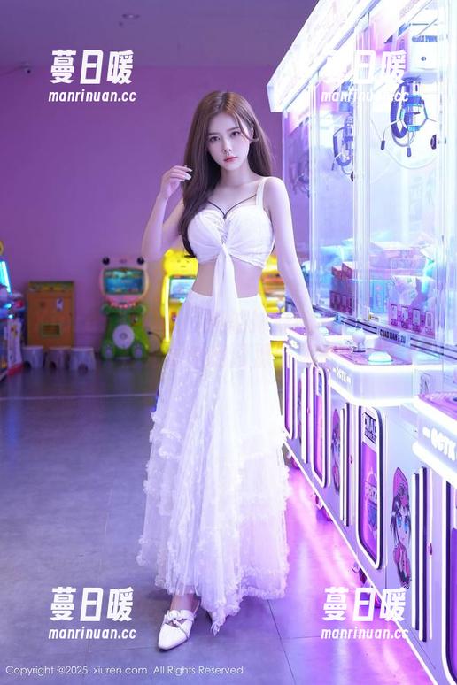 Xiuren秀人网-奶油妹妹 Xiuren秀人网 - 奶油妹妹的校服写真:在光影中翻阅那些秘密