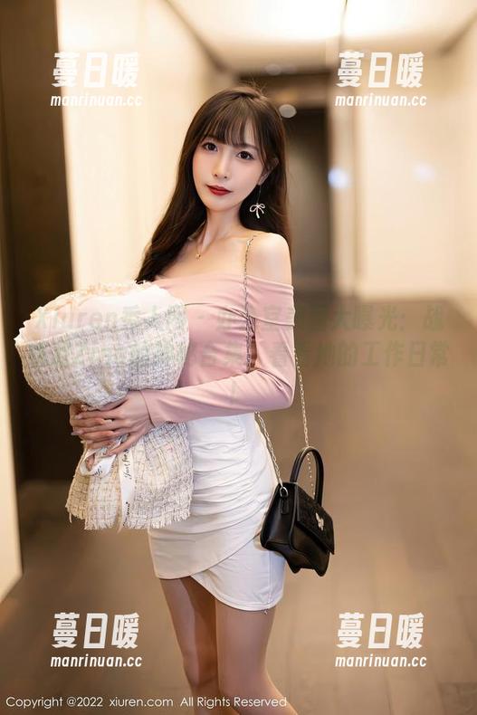 Xiuren秀人网 - 办公室美图大曝光：战姝羽Zina的神秘合集，看看她的工作日常！