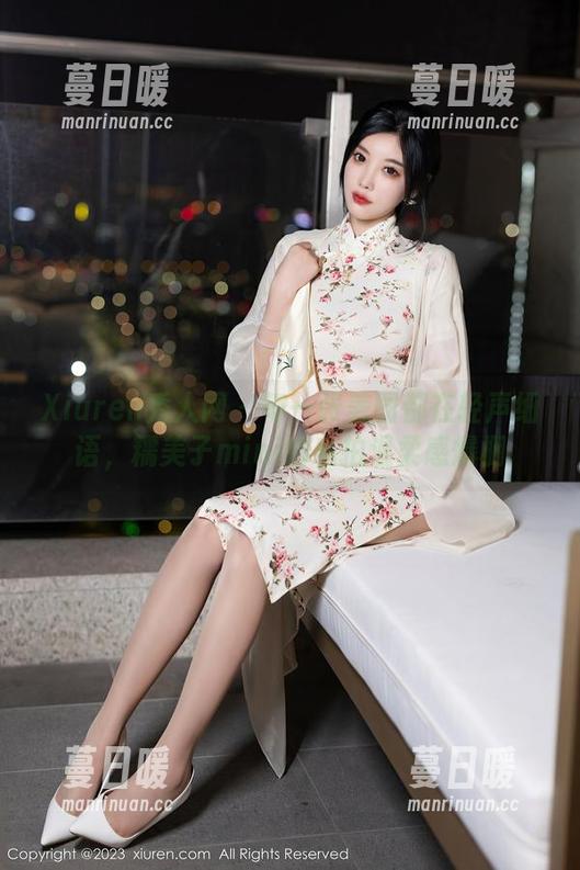 Xiuren秀人网 - 每一张美图都在轻声细语，糯美子mini的私拍温柔感爆棚