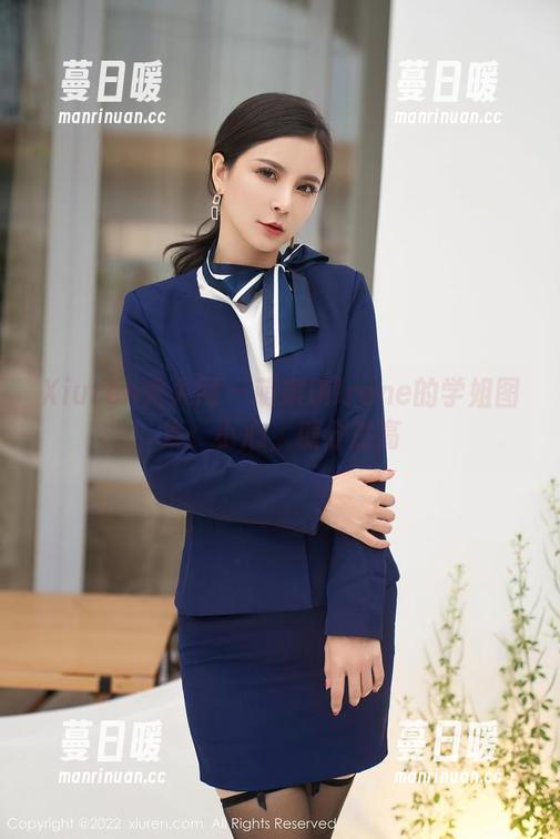 Xiuren秀人网 - 萌琪琪Irene的学姐图集：小心，糖分过高
