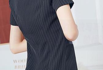 YouMi尤蜜荟 - 小尤奈的豹纹写真：是不是该给它一个‘不速之客’的标签？