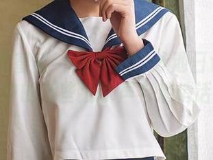 YouMi尤蜜荟 - 潘多拉的泳池日记：原图中的那些划水声与悄悄话