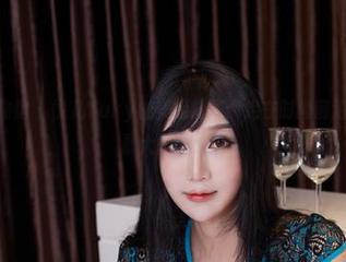 YouWu尤物馆 - 悦儿Yuky的美足图集：走在时尚前沿，分享就是最大的风格！