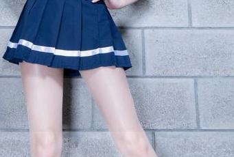 beautyleg - 看Queena如何在泳衣中绽放自信——高清照片，感受夏天的热情！