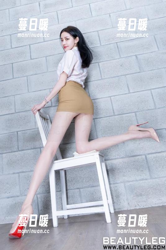 beautyleg-Rita beautyleg - Rita的美足图集——每一步都像在走T台,不小心成了焦点!
