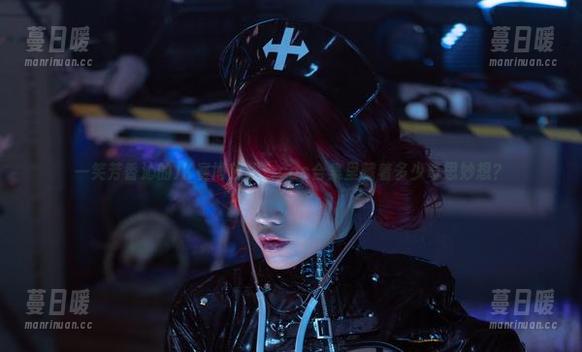 一笑芳香沁 一笑芳香沁的JK赛博旅程:cos合集里藏着多少奇思妙想?