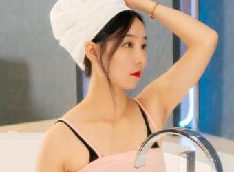 丽柜 - 跟随甜甜的步伐，体操服写真图册里藏着的都是青春的秘密！
