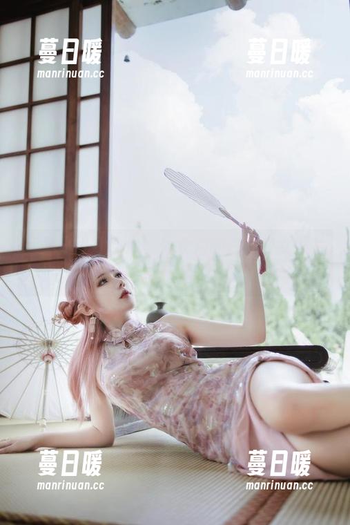 无圣光也打动心，仙女月的白猫少女照片真的是原图的魅力。