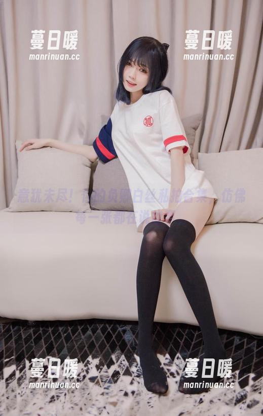 你的负卿 意犹未尽!你的负卿白丝私拍合集,仿佛每一张都在说故事。