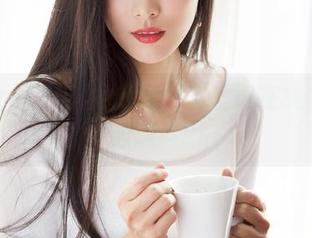 克拉女神 - 少女游戏：与瑶瑶在线写真一起消失吧