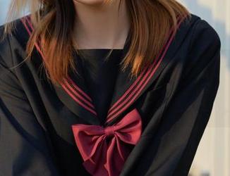 精选图库：学妹的魅力，让“兔子Zzz不吃胡萝卜”都忍不住多看几眼。