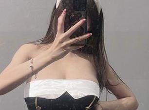 微密圈 - 兔宝妮to空姐的写真与众不同，快来下载免费照片吧！