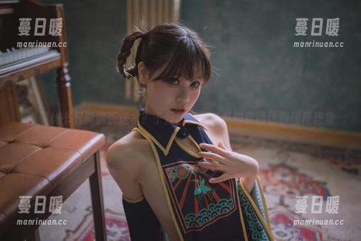 谁说秘书只能端茶送水？千反田鹿子的私拍套图让你颠覆想象