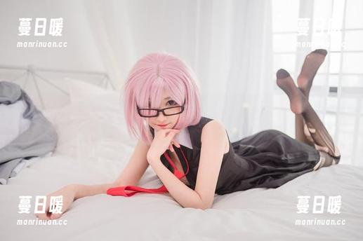 南桃Momoko 公孙离旗袍,一套南桃Momoko美图,简直是给我的审美加了个特效!