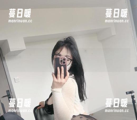可爱的肉巴 微密圈 - 一波黑色波点肉肉套装,可爱的肉巴的写真美图让人一秒入坑!
