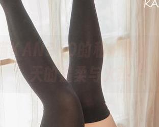 跟着咔喵KANEKO的私拍睡衣，感受秋天的温柔与火热