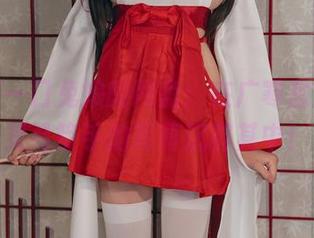 探秘咬一口兔娘的网盘：在广寒宫里，精灵弓箭手的写真沉醉其中！