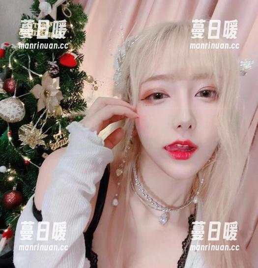 啾小妍金发芭比合集更新，期待它挑战我对审美的底线！