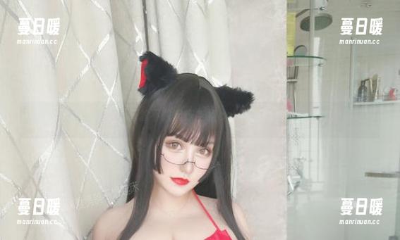 掀开云端的秘密，夏鸽鸽不想起床空姐cos下载专场，别让置顶飞走！