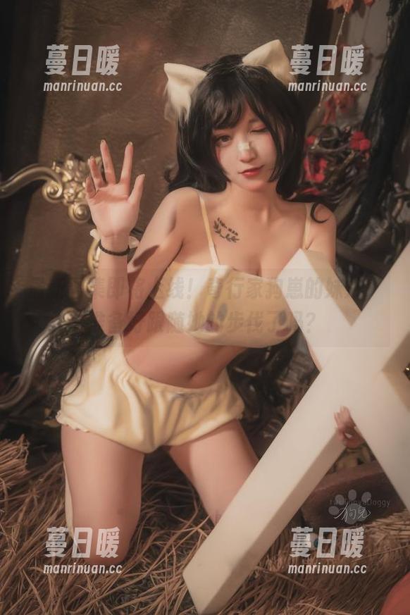 奇行家狗崽 最新图集即将上线!奇行家狗崽的妹妹,准备好跟随她的步伐了吗?
