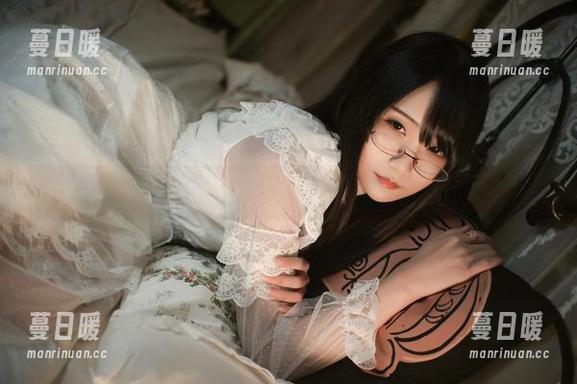 嫣嫣子 嫣嫣子白色图包:福利无上限,让你欲罢不能!