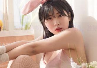 揭秘宋哈娜(송하나)：当秘书变成你的在线视角，独特图片让你惊艳！