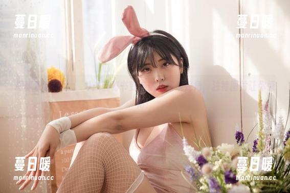 揭秘宋哈娜(송하나)：当秘书变成你的在线视角，独特图片让你惊艳！