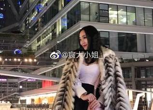 微密圈 - 在宸大小姐的镜头下：看妹妹的写真逆袭之路