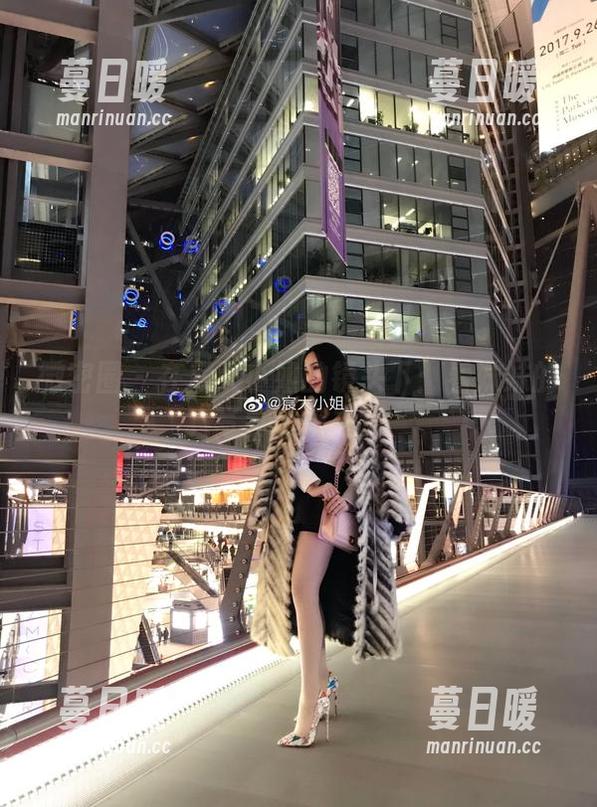 宸大小姐 微密圈 - 在宸大小姐的镜头下:看妹妹的写真逆袭之路