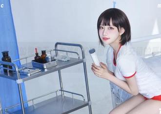小鹿鹿shika的视角下，女孩们的原图，光影交错的感觉好奇妙。