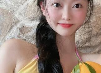 微密圈 - 左公子666美腿写真分享，这腿让人想问问怎么做到的！