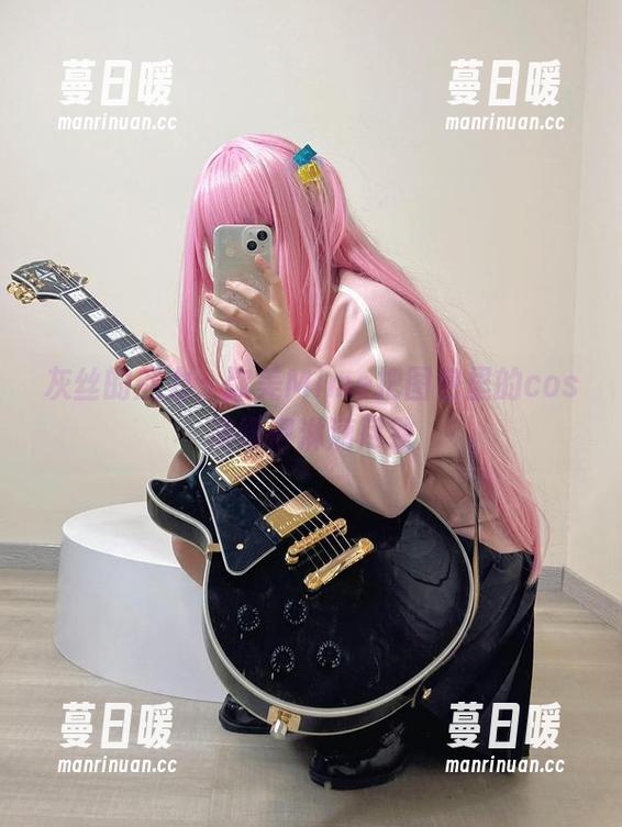 弥美Mime 灰丝的魅力,弥美Mime把图包里的cos演绎得淋漓尽致
