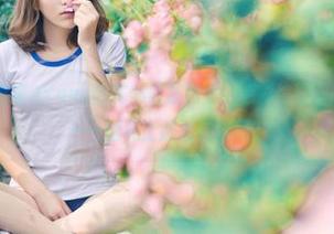 推女神 - 陈嘉瑶AYomi的花嫁最新图集，色彩缤纷得让人怀疑人生——婚礼上能这样穿吗？